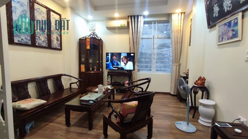 BÁN NHÀ RIÊNG NGÕ 67, PHỐ THÁI THỊNH DT 50M2 x 5 T, NGÕ THÔNG TO RỘNG, Ô TÔ 50M, CHỈ 5.9 TỶ