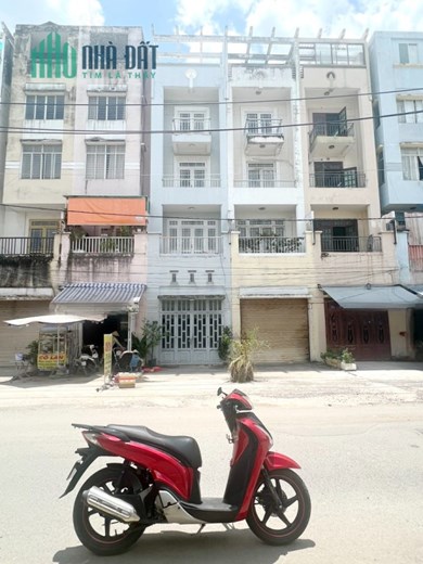 Nhà 6 tầng (tổng dt: 500m2) mặt tiền Tạ Quang Bửu P4Q8 - Giá 18 Tỷ