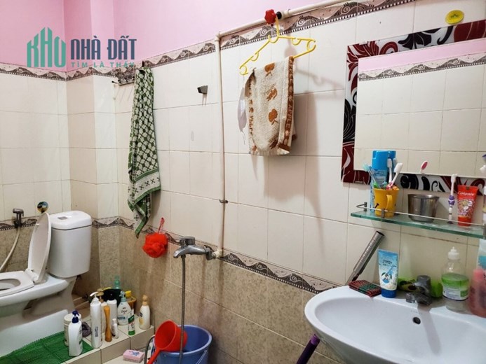Nhà 5 tầng hẻm xe tải Âu Dương Lân P2Q8. Giá 9.8 tỷ TL