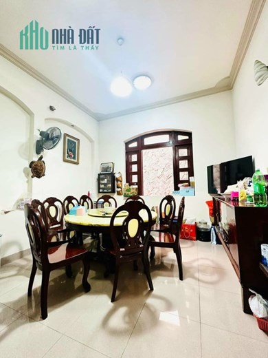 BÁN BIỆT THỰ 300 M2 ĐƯỜNG ĐỔ TẤN PHONG. CỰC HIẾM PHÚ NHUẬN - MỘT ĐỜI CHỦ 50 NĂM.