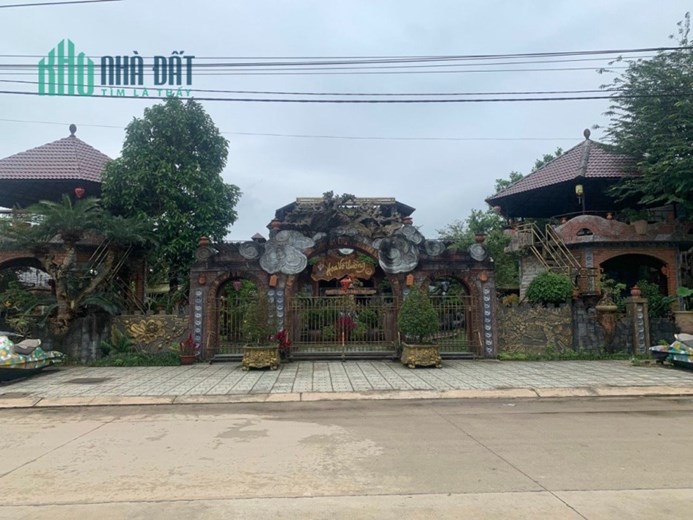 Cần Bán Lô Đất Biệt Thự  Vị Trí Siêu Đắc Địa Tại Huyện Mộ Đức, Tỉnh Quảng Ngãi.