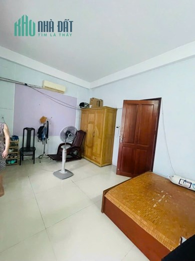 Giá Sập Sàn, Chỉ 5 Tỷ Nhỉnh, Diện Tích Gần 70m2 ✨3 Tầng, Hẻm 8M, Trần Bá Giao Gò Vấp