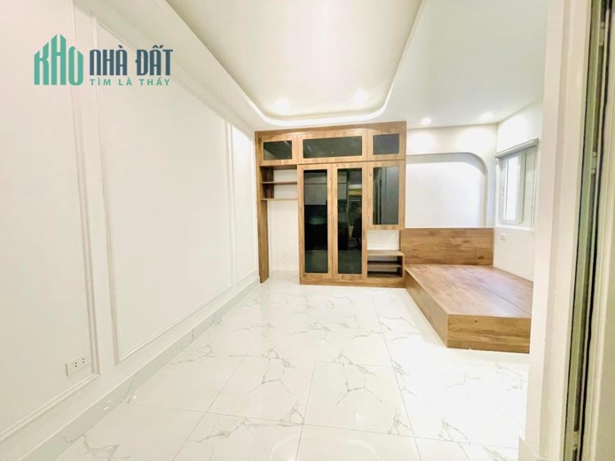 50m Mặt Tiền 4m Phố Nguyễn Chí Thanh. Phân Lô 2 Thoáng Dòng Tiền 300 Triệu 1 Năm. Chủ Thiện Chí Bán