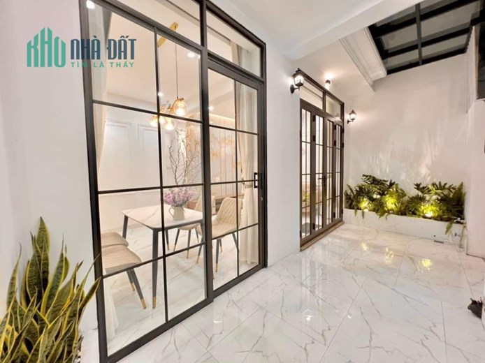Siêu phẩm nhà Cực đẹp tại CỰ LỘC - Thanh Xuân- ô tô  57m giá chỉ 5,2 tỷ