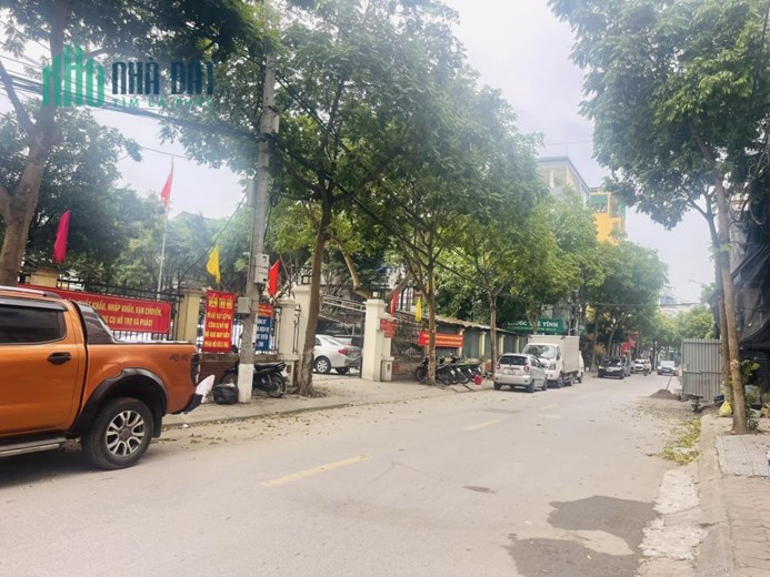 Bán nhà Lý Nam Đế Phố cổ - 7T ô tô KD Homestay 43m2 view phố chỉ hơn 15 tỷ