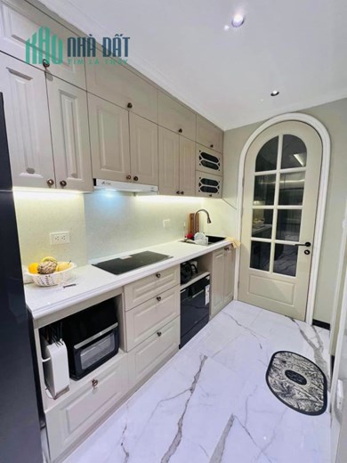 Bán nhà Lý Nam Đế Phố cổ - 7T ô tô KD Homestay 43m2 view phố chỉ hơn 15 tỷ