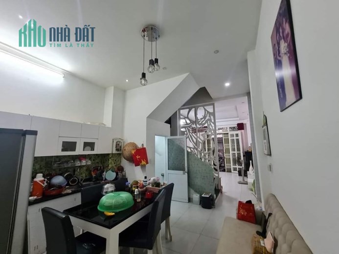 Bán nhà HXH 8m Xô Viết Nghệ Tĩnh ngay Ngã Tư Hàng Xanh, DT: 4.2x18m. 2 T -3PN, 13.5 tỷ
