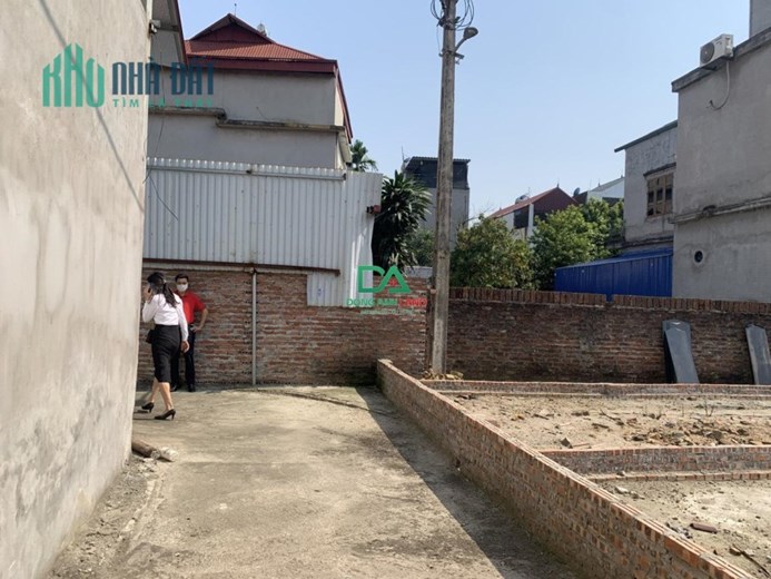 Bán 63m  đất xóm Thượng xã Uy Nỗ ngay trung tâm huyện Đông Anh giá rẻ