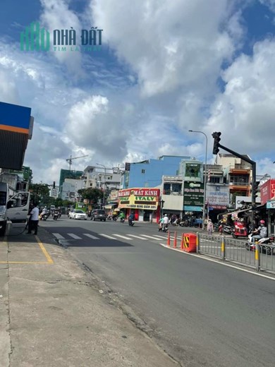 BÁN MẶT TIỀN KINH DOANH -ĐƯƠNG NƠ TRANG LONG 44M2 - 3 TẦNG - GIÁ TỐT- HOÀN CÔNG ĐẦY ĐỦ -KHU VỰC