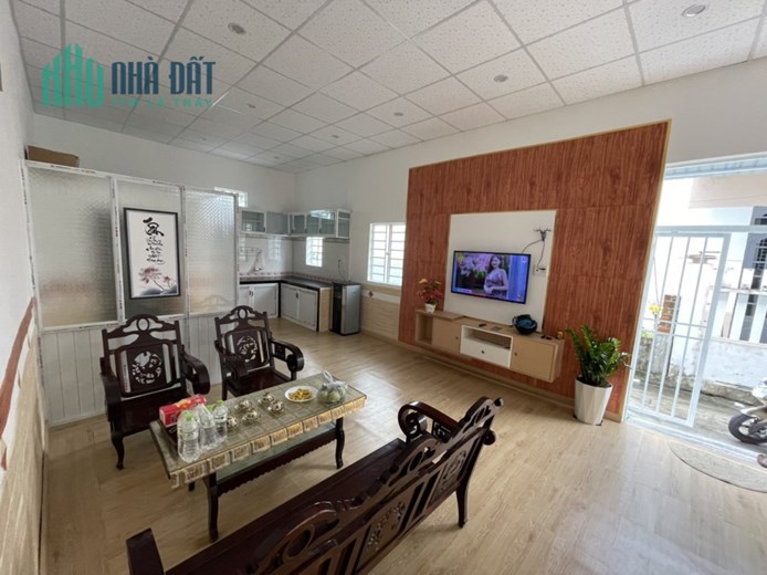 Bán nhà 2 tầng 2 mặt kiệt đường Nguyễn Lương Bằng,