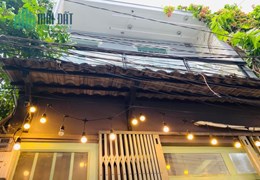 KẾ QUẬN 1 - 32M2 - NGANG KHỦNG 6.5M - 2 TẦNG - CÁCH MT 10M - GIÁ CHỈ 2.9 TỶ