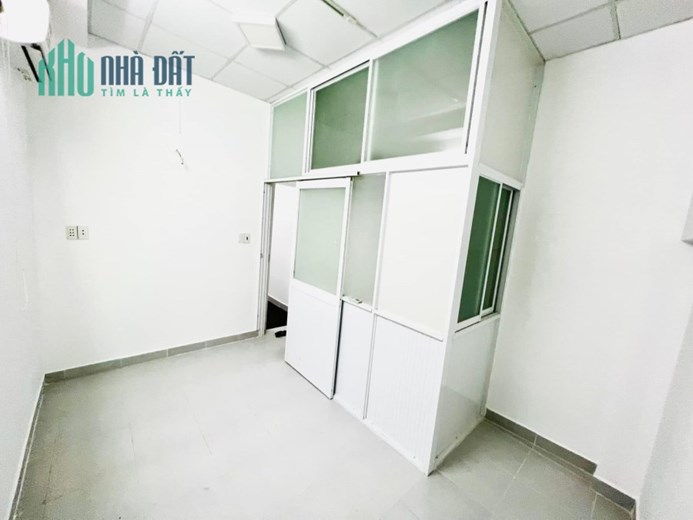 KẾ QUẬN 1 - 32M2 - NGANG KHỦNG 6.5M - 2 TẦNG - CÁCH MT 10M - GIÁ CHỈ 2.9 TỶ