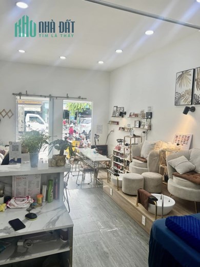 CHÍNH CHỦ SANG FULL TIỆM NAIL - MI - GỘI ĐANG CÓ LƯỢNG KHÁCH ỔN ĐỊNH, MẶT TIỀN LUỸ BÁN BÍCH -TÂN
