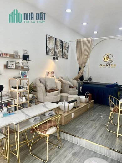 CHÍNH CHỦ SANG FULL TIỆM NAIL - MI - GỘI ĐANG CÓ LƯỢNG KHÁCH ỔN ĐỊNH, MẶT TIỀN LUỸ BÁN BÍCH -TÂN