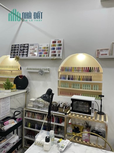 CHÍNH CHỦ SANG FULL TIỆM NAIL - MI - GỘI ĐANG CÓ LƯỢNG KHÁCH ỔN ĐỊNH, MẶT TIỀN LUỸ BÁN BÍCH -TÂN