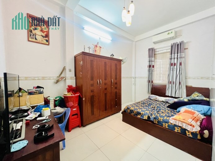 Bán nhà mặt tiền khu phân lô phường 7, Q8,
Diện tích 88m2 , 3 lầu chỉ 5,85 tỷ