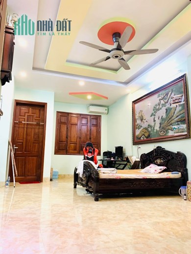 BÁN NHÀ MP NGUYỄN NGỌC NẠI, QUẬN THANH XUÂN, 68M, 5T, MT 4.5M, LÔ GÓC, VỈA HÈ OTO TRÁNH, 0937651883.