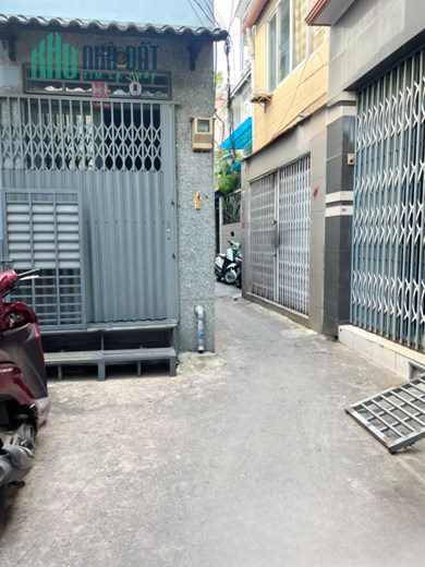 Nhà 2 tầng hẻm thông đường Hưng Phú P10.Q8. Giá 3,4 tỷ TL