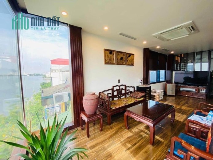 ĐỘI CẤN 5 TẦNG Ơ NGAY - NỞ HẬU GẦN PHỐ - TIỆN ÍCH NGẬP TRÀN
