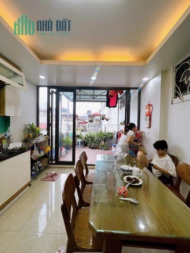 Bán nhà phố Lê Trọng Tấn, căn góc, 10m ô tô, 45m, 6T Thang máy, 7.15 tỷ