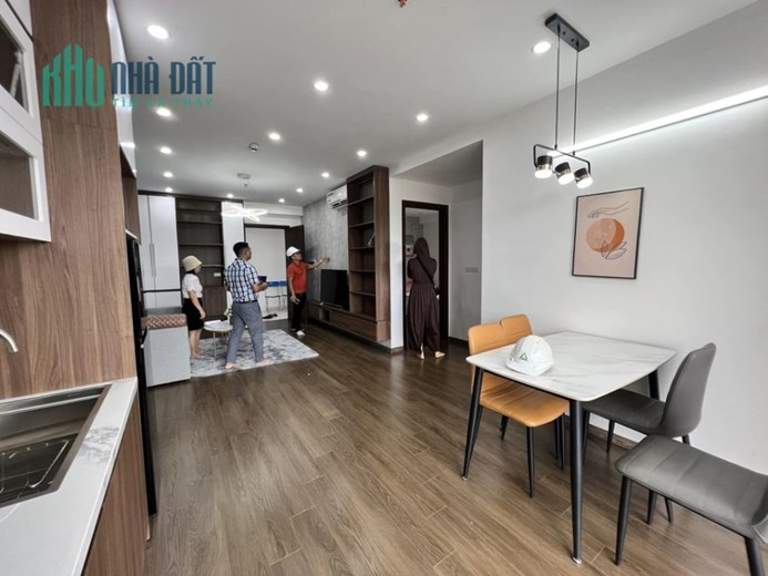 ĐỘI CẤN 5 TẦNG Ơ NGAY - NỞ HẬU GẦN PHỐ - TIỆN ÍCH NGẬP TRÀN