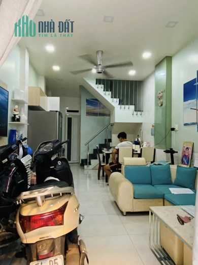 GÒ VẤP HXH THÔNG - 31M2 - NHÀ 4 TẦNG NỘI THẤT ĐẸP - GẦN UBND P16 - GIÁ CHỈ 4.6 TỶ