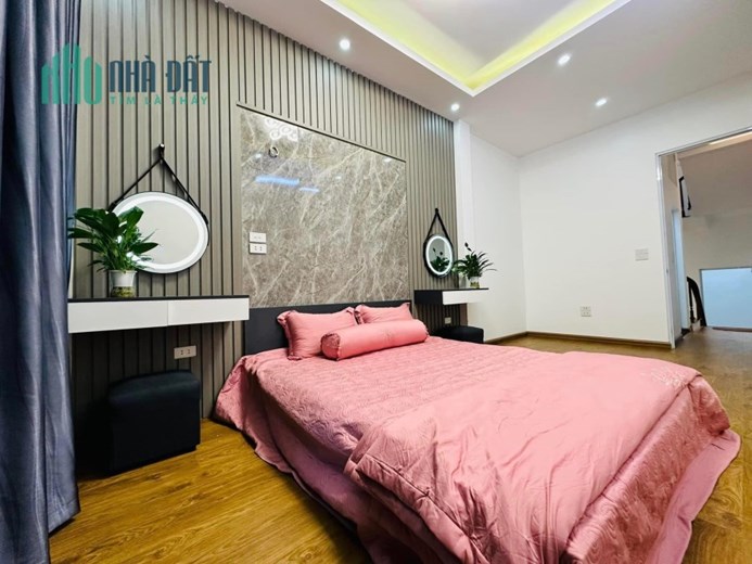 NHÀ ĐẸP LONG LANH 20M ÔTÔ 45M2 4 TẦNG 3.9 TỶ TAM TRINH HOÀNG MAI