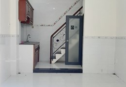 Cho thuê NNC 3 tầng nở hậu hẻm Ba Đình P10Q8 Giá 9 triệu