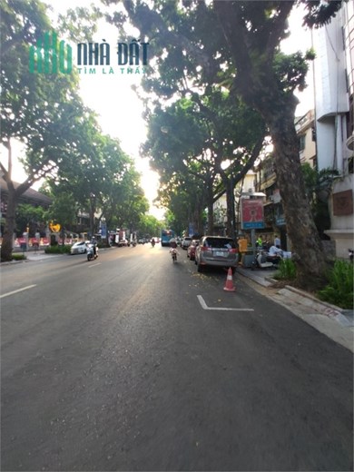 HẠ CHÀO 5 TỶ, NHÀ MẶT PHỐ TRẦN HƯNG ĐẠO, HOÀN KIẾM 760m2, MT22m, GIÁ MỚI 645 TỶ