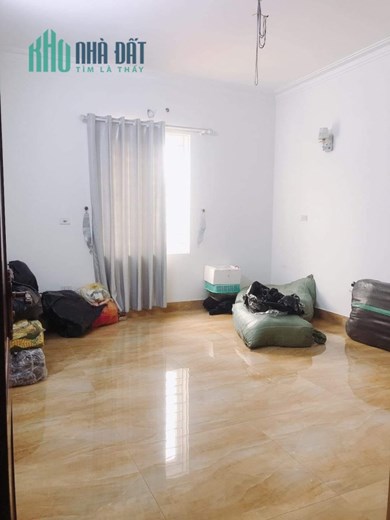 Bán nhà 46m2 phố Nghi Tàm, Tây Hồ Gara Ô tô tránh Thang máy Nhập Mặt tiền 6m Giá 7.6 Tỷ