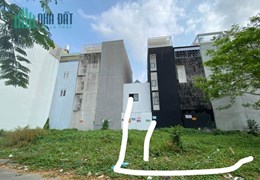 Chính chủ bán đất full thổ cư Q7 - xây dựng tự do - 2 xe hơi tránh nhau - sổ hồng riêng