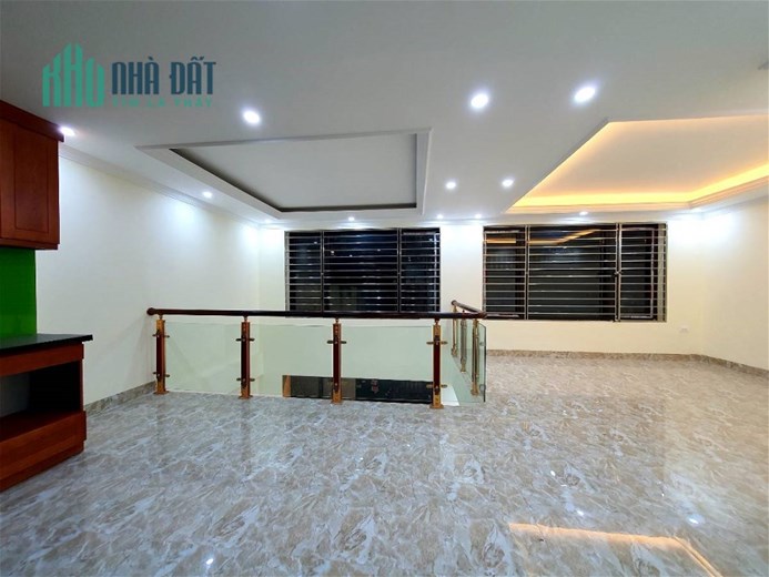 58m 6 Tầng Mặt Tiền 5.5m Mặt Phố Quan Hoa Cầu Giấy. Vị Trí Cực Đẹp. Vỉa Hè Kinh Doanh Đỉnh. Giá