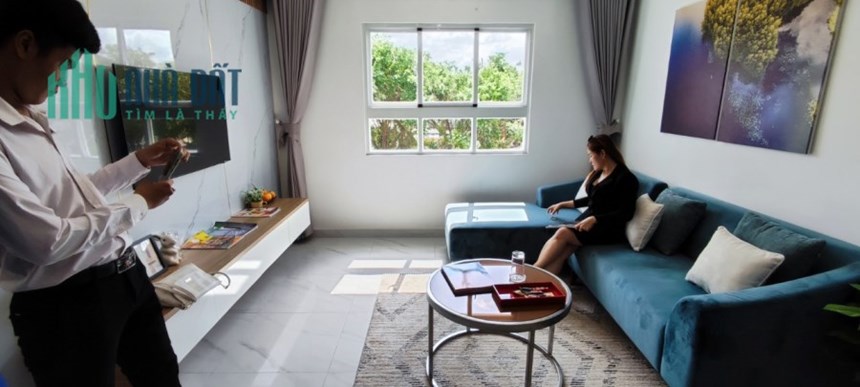 Bán CHCC ngay Vòng Xoay An Lạc Bình Chánh, 100m2(3PN) trả trước 325tr nhận nhà. Lh:0901454226