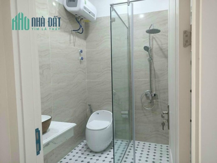 Bán nhà Ngô Gia Tự cạnh Sao Sáng, 55m 4 tầng đường Ô.tô GIÁ 4.5 tỉ mới tinh
