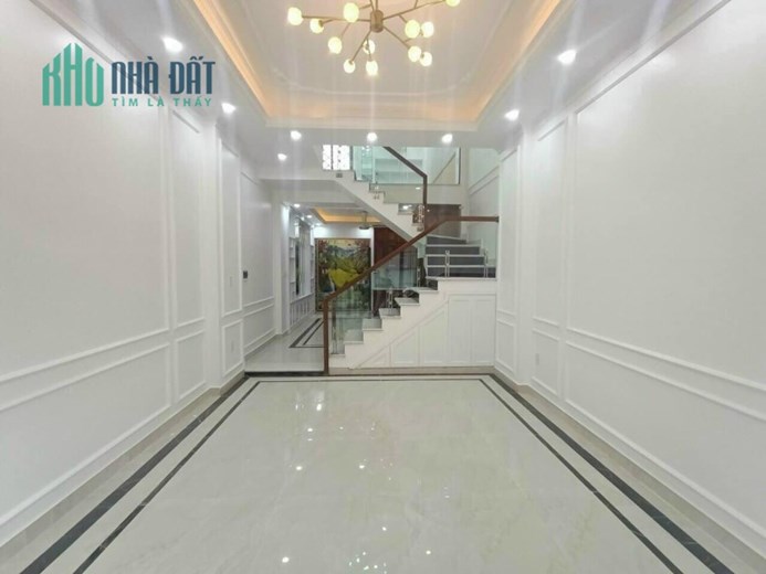Bán nhà Ngô Gia Tự cạnh Sao Sáng, 55m 4 tầng đường Ô.tô GIÁ 4.5 tỉ mới tinh