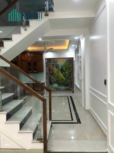 Bán nhà Ngô Gia Tự cạnh Sao Sáng, 55m 4 tầng đường Ô.tô GIÁ 4.5 tỉ mới tinh