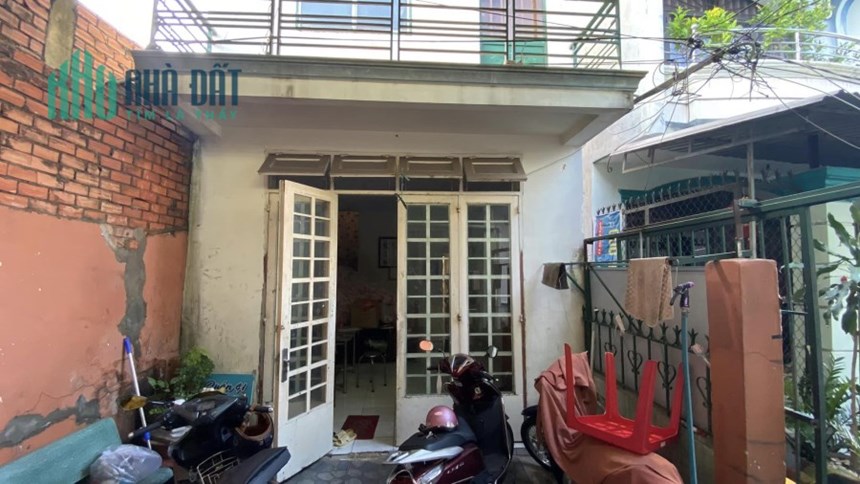 CHÍNH CHỦ- HẺM XE HƠI -NHÀ NÁT TIỆN XÂY LẠI KHÔNG QUY HOẠCH KHU VỰC NHIỀU CHDV -CHỈ 84TR/M2.