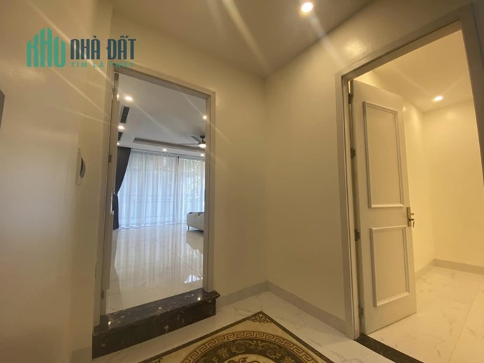 110m Mặt Tiền 10m Chung Cư Mini Trung Tâm Quận Đống Đa. Dòng Tiền 1.5 Tỷ 1 Năm. Chủ Thiện Chí Bán.