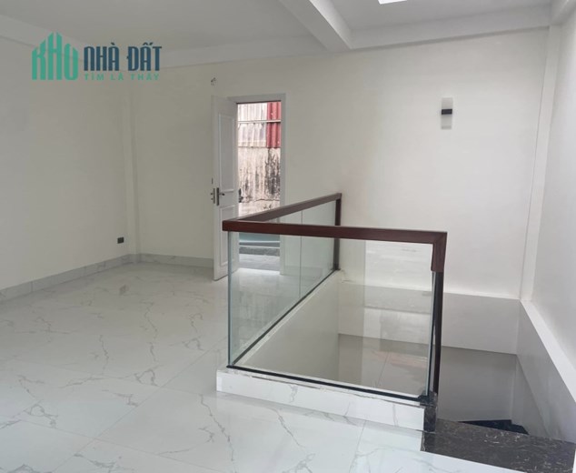110m Mặt Tiền 10m Chung Cư Mini Trung Tâm Quận Đống Đa. Dòng Tiền 1.5 Tỷ 1 Năm. Chủ Thiện Chí Bán.