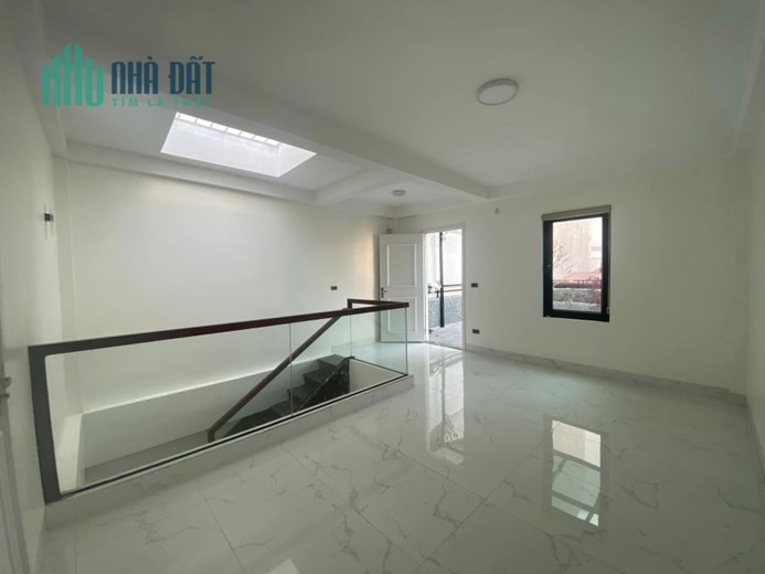 110m Mặt Tiền 10m Chung Cư Mini Trung Tâm Quận Đống Đa. Dòng Tiền 1.5 Tỷ 1 Năm. Chủ Thiện Chí Bán.
