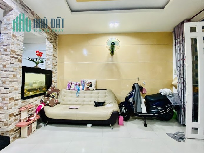 HXH 7 CHỖ NGAY LANDMARK 81 GẦN 100m2 NHỈNH 5 TỶ CÒN THƯƠNG LƯỢNG - 0978.982.348