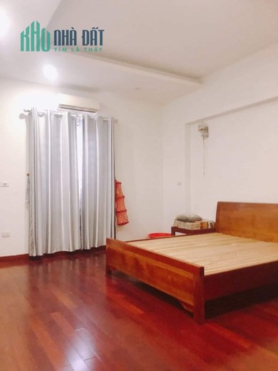 Bán nhà 46m2 phố Nghi Tàm, Tây Hồ Gara Ô tô 7 chỗ Thang máy Mặt tiền rộng Giá 7.6 Tỷ