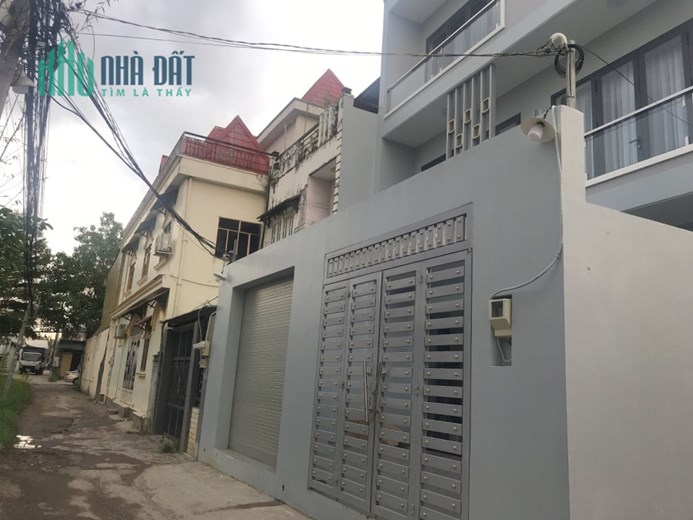 BÁN GẤP LÔ ĐẤT – HẺM XE TẢI - BƯNG ÔNG THOÀN - PHÚ HỮU - 125M2 - GIÁ 5.75 TỶ. TL