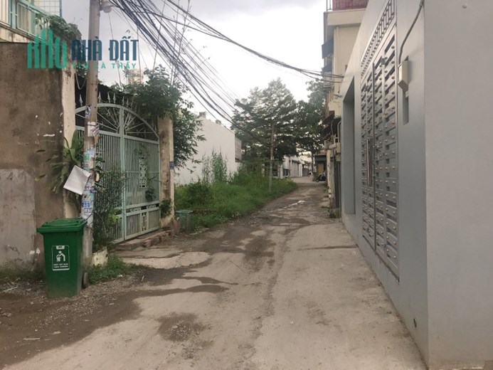 BÁN GẤP LÔ ĐẤT – HẺM XE TẢI - BƯNG ÔNG THOÀN - PHÚ HỮU - 125M2 - GIÁ 5.75 TỶ. TL