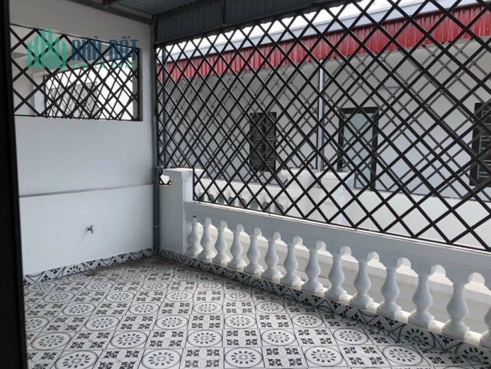 Bán nhà đường Mương Trại Lẻ, 42m 4 tầng mới tinh GIÁ 2.75 tỉ ngõ cực nông