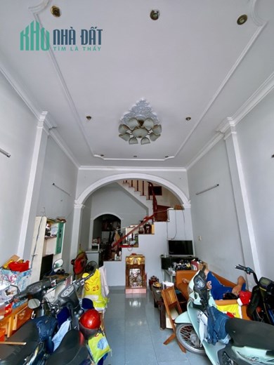 Nhà mặt tiền đường Nguyễn Du hiệp phú DT 73m đúc 3 lầu khu vip