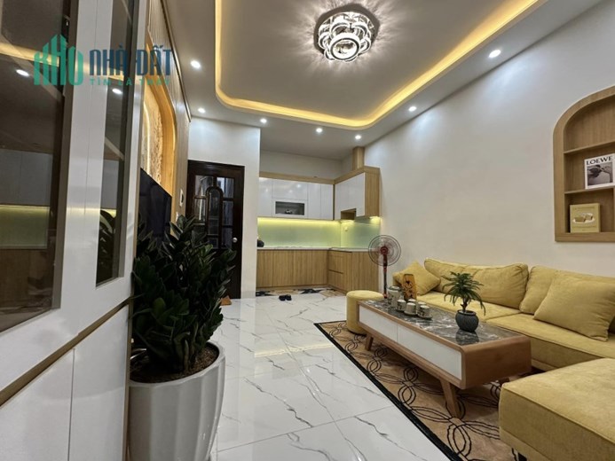 NHÀ ĐẸP Ở NGAY PHỐ LÒ ĐÚC - GẦN PHỐ SIÊU HIẾM - 2 THOÁNG VĨNH VIỄN 29m 4 TẦNG 4 TỶ45