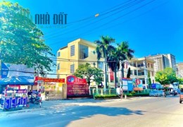 Nhà 2 tầng lô góc Phố Xốm - Hà Đông- 2,29 tỷ- 37m2 gần Đại học Đai