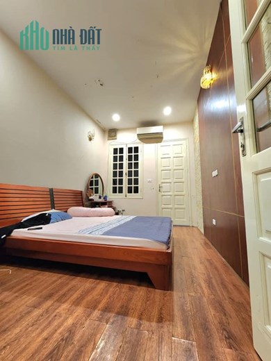 Bán nhà Trần Đại Nghĩa, Tạ Quang Bửu 40m, 4T, nhà đẹp ngõ thông, 30m ra phố.
