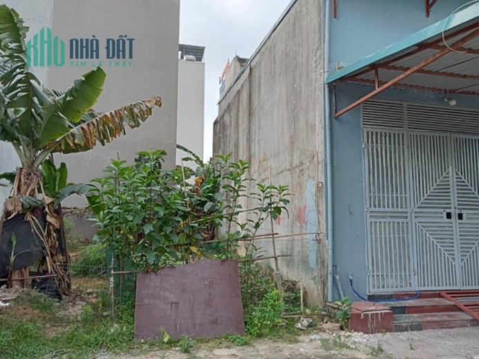 Phân lô- vỉa hè nhìn ra vành đai 4- dịch vụ Yên Nghĩa khu B- 4,5 tỷ